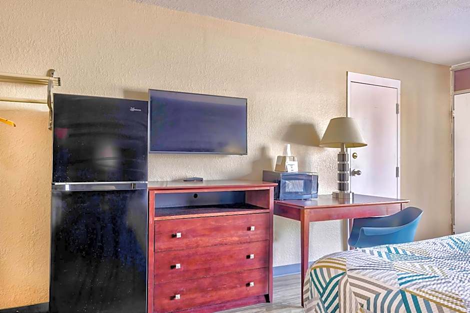 Motel 6 Effingham, IL