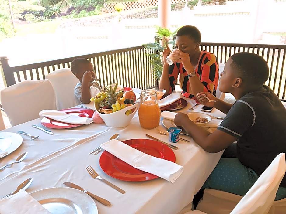 Jay and Bee Guesthouse