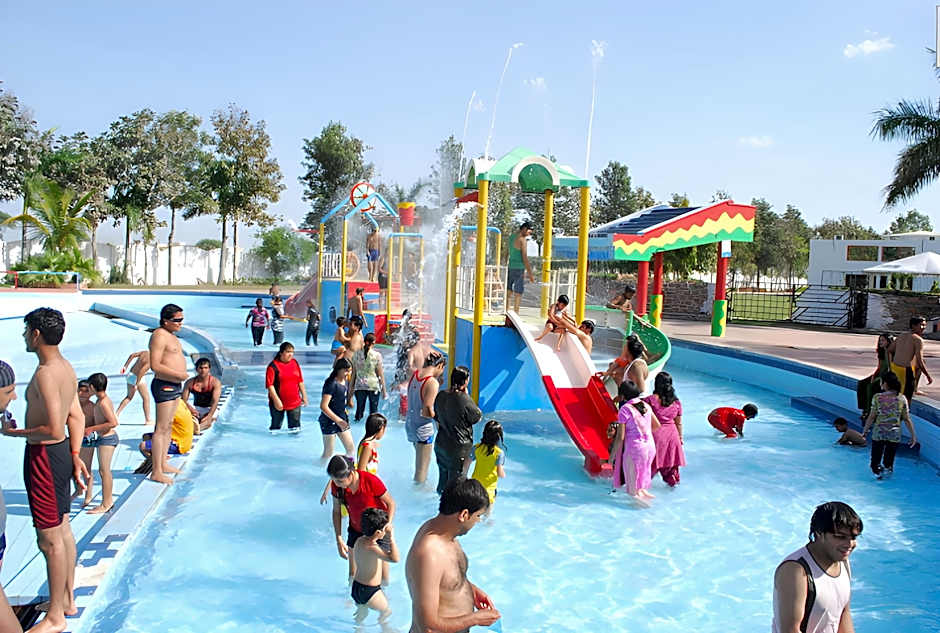 Hotel Kanha's Palm Springs, Bhopal