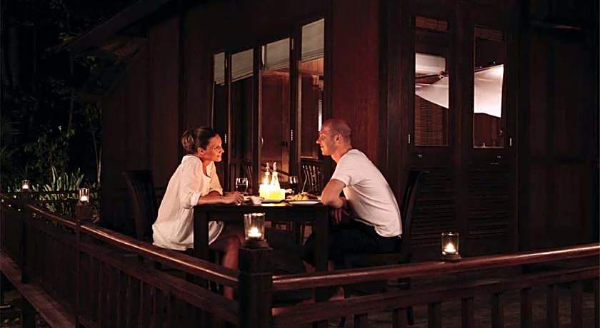 Barefoot At Havelock-Havelock Island