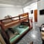 ASHBURN'S TRANSIENT Bauang La Union - BARKADA ROOM, LIMITED PARKING, SELF CHECK-IN, SELF SERVICE