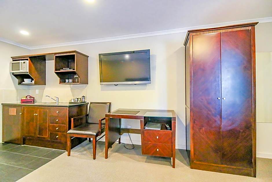 Aotea Motor Lodge