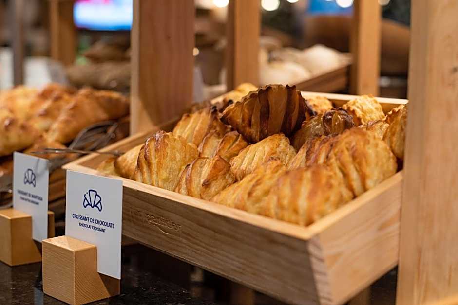 Holiday Inn Express Lisbon Airport By IHG