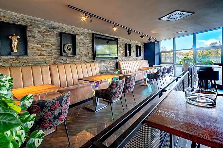 Diamond Capsule Hotel Amsterdam South