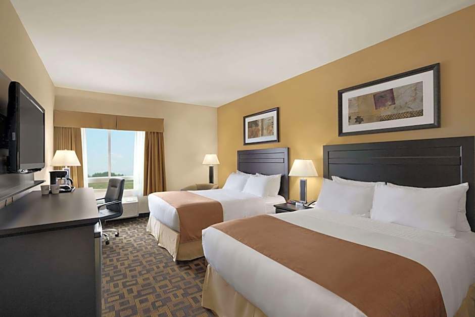 Days Inn & Suites by Wyndham Winnipeg Airport Manitoba