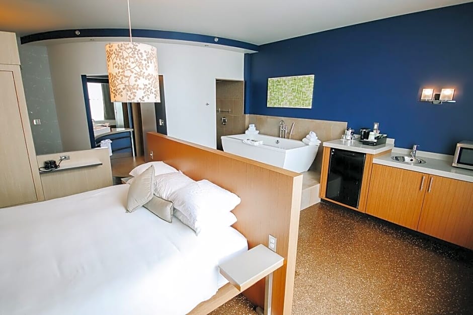 CityFlatsHotel Holland, Tapestry Collection by Hilton