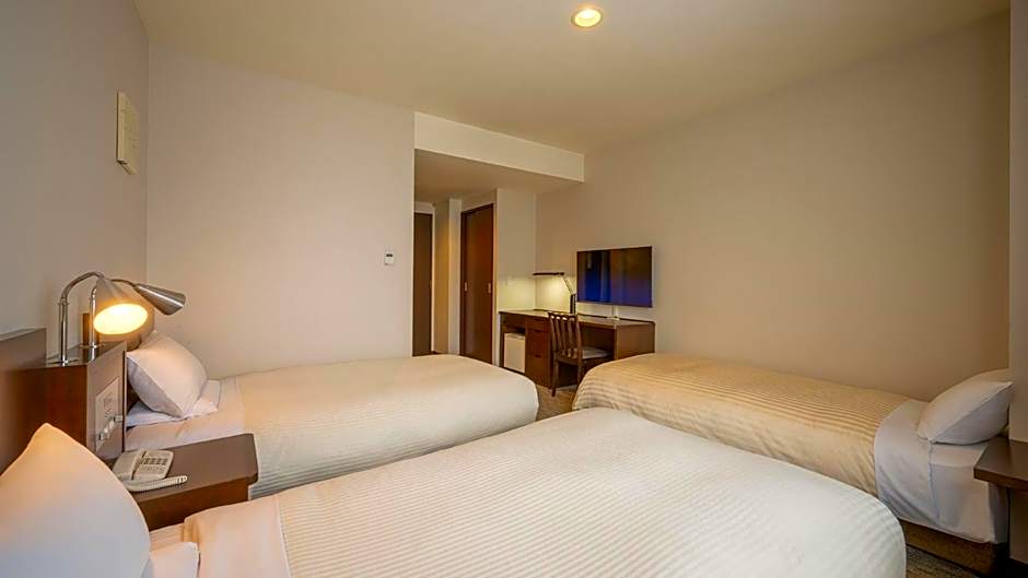 JR-East Hotel Mets Fukushima