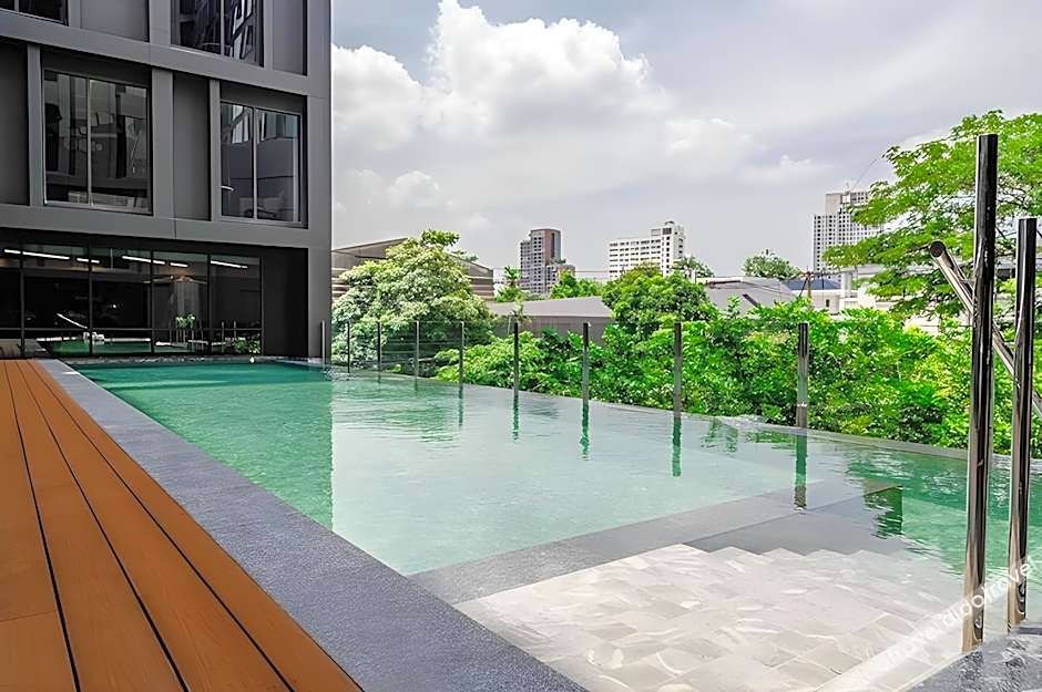 Oakwood Studios Sukhumvit Bangkok