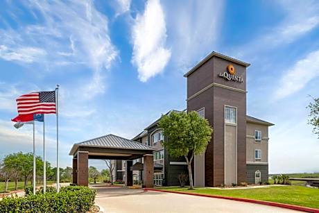 La Quinta Inn & Suites by Wyndham Angleton