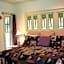 Far View - A Bed & Breakfast Estate