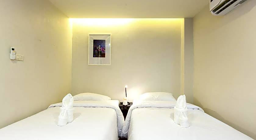Metro Hotel