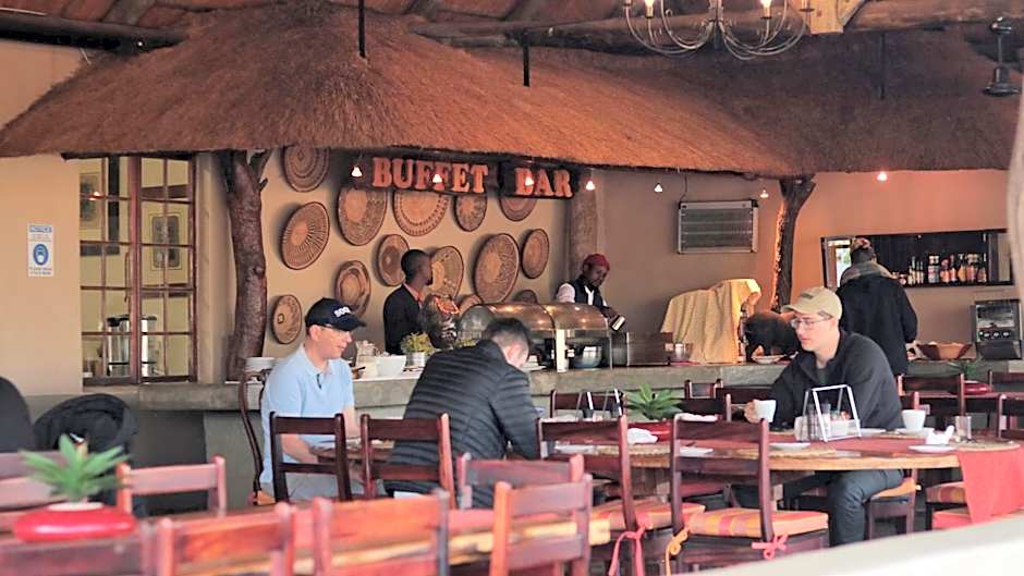 Tshukudu Game Lodge