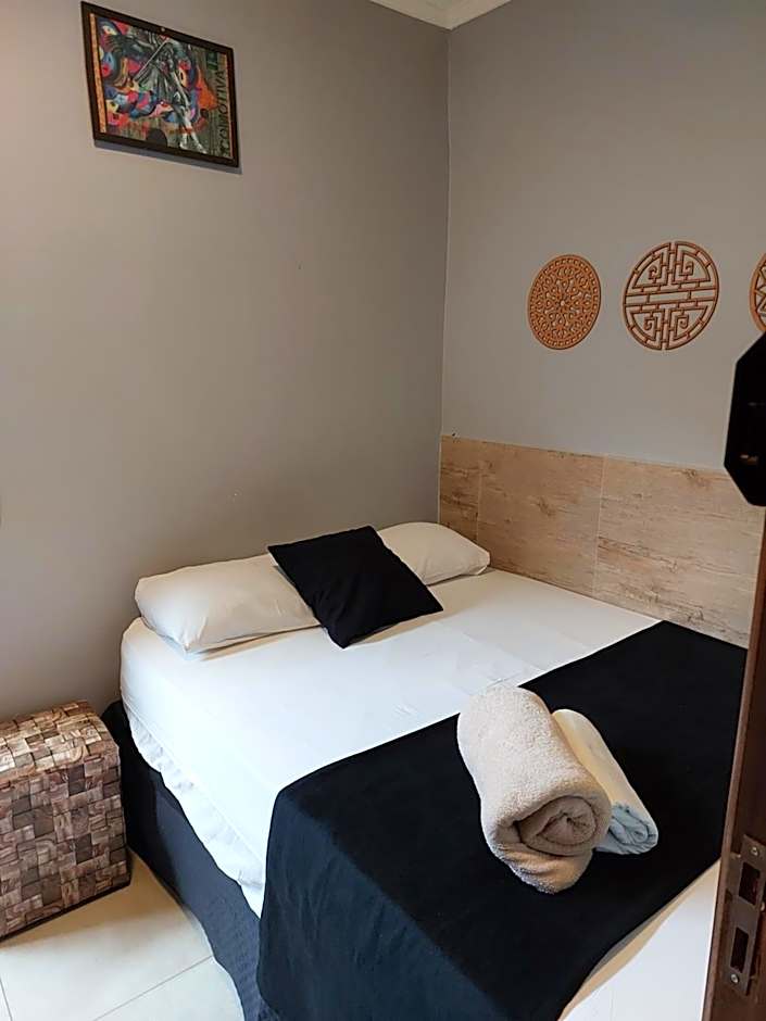 D Suítes - Checkin ate 21 Hs - ZAP pras coordenadas de acesso - Dois ENDEREÇOS