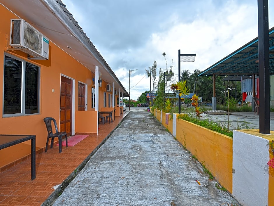 Hotel O Awan Biru Motel