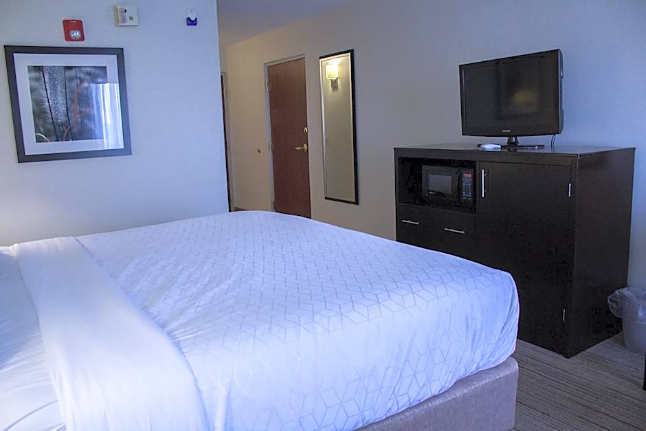 Holiday Inn Express and Suites Pittsburgh West Mifflin By IHG