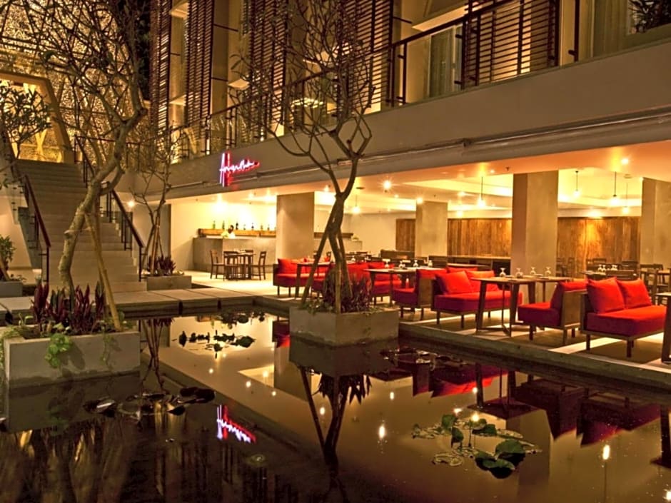 Ananta Legian Hotel