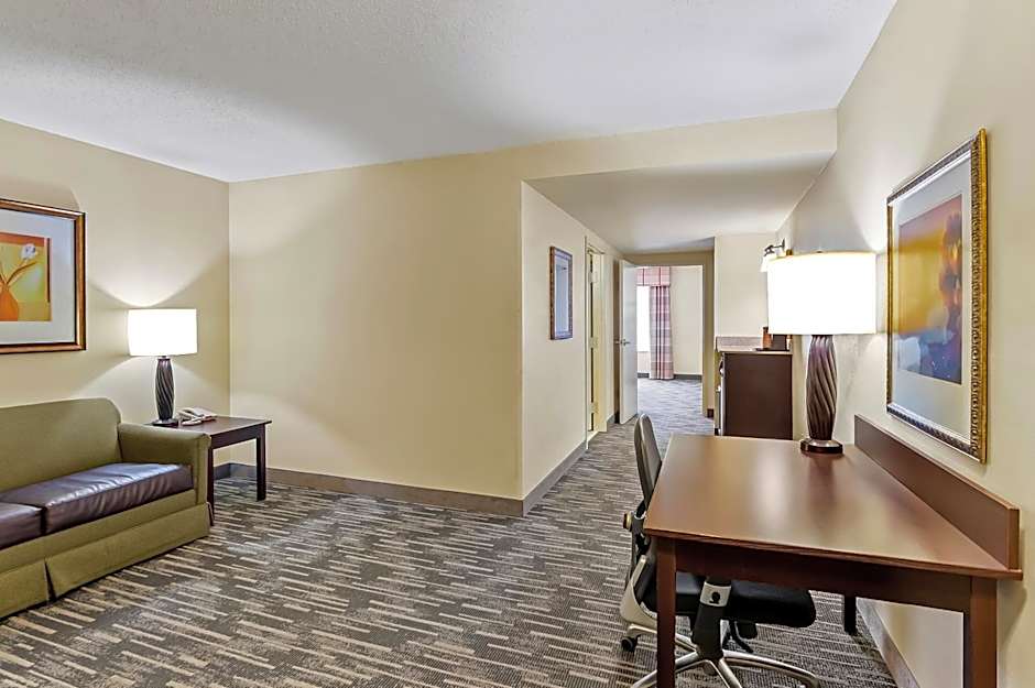 Country Inn & Suites by Radisson, Princeton, WV