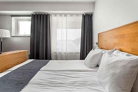 1 Double Bed, Non-Smoking, Free High Speed Internet Access, Full Breakfast