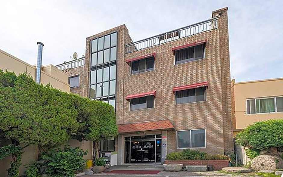 Gyeongju Gyeongjujang