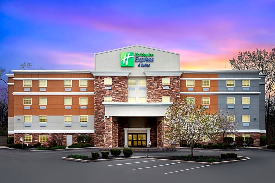 Holiday Inn Express & Suites Carmel North  Westfield By IHG