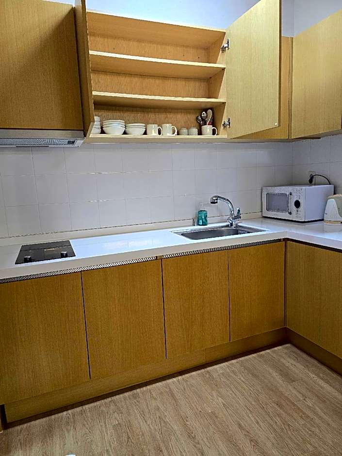 Narsha Tourist Hotel