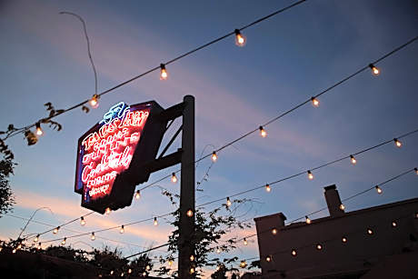 The Historic Taos Inn