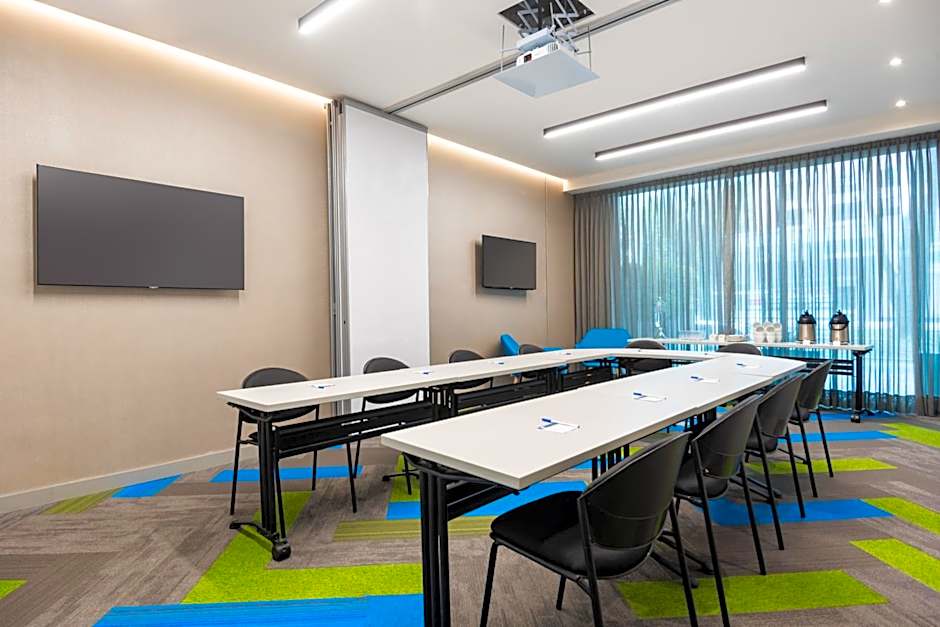 Hotel Holiday Inn Express Bogota By IHG