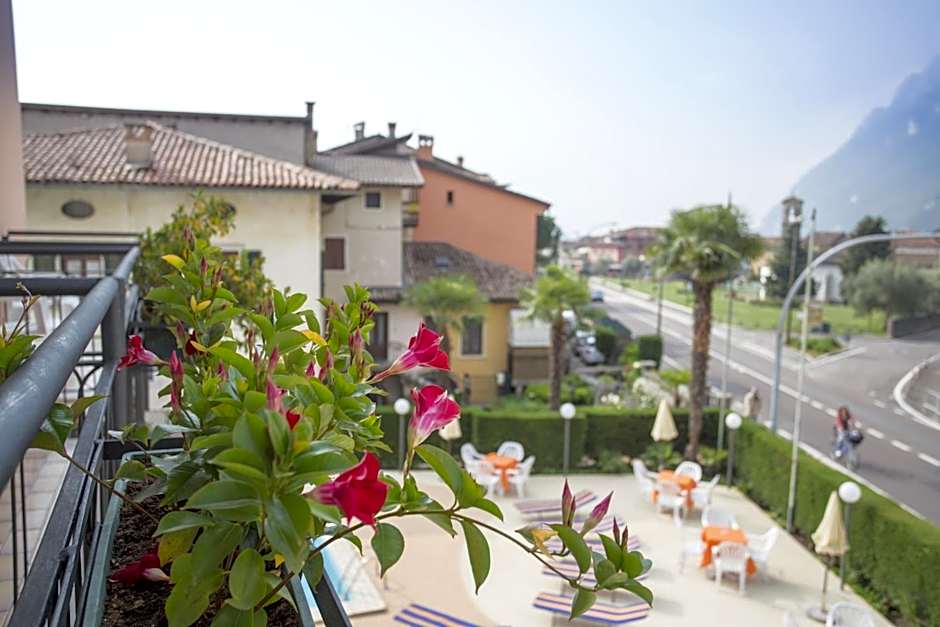 Hotel Alberello - Varone