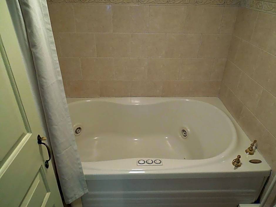 Admiral Farragut Inn