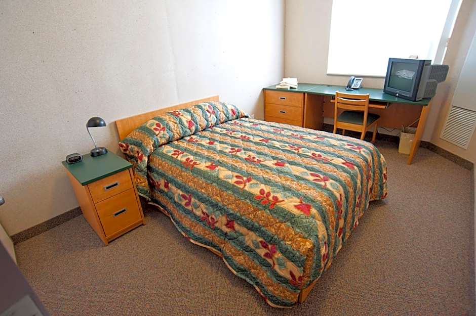 Residence & Conference Centre- Barrie