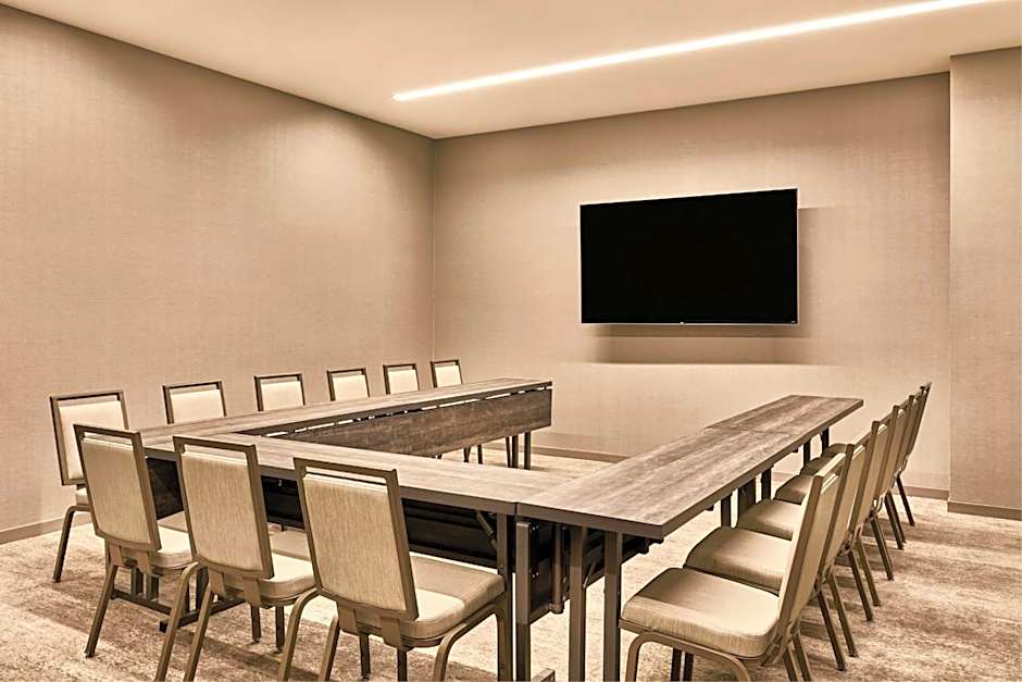 AC Hotel by Marriott Irvine