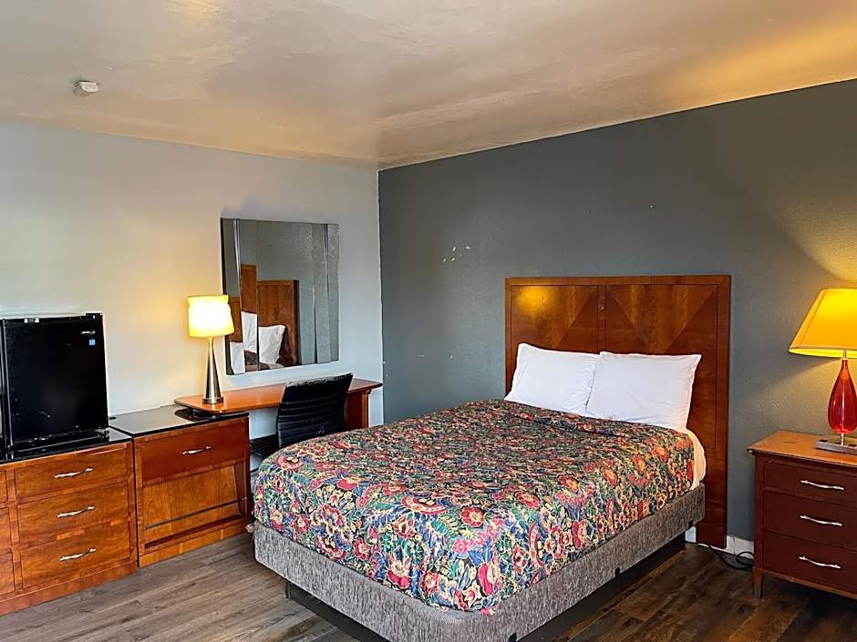 Sunny Sands Inn