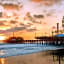 Holiday Inn Express Hotel & Suites Woodland Hills By IHG