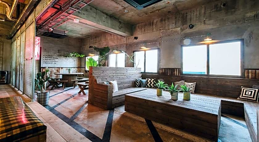 Yanbaru Hostel