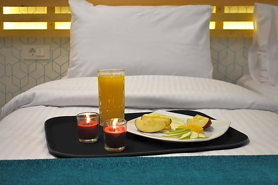 ATHENIAN MONTAZA HOTEL