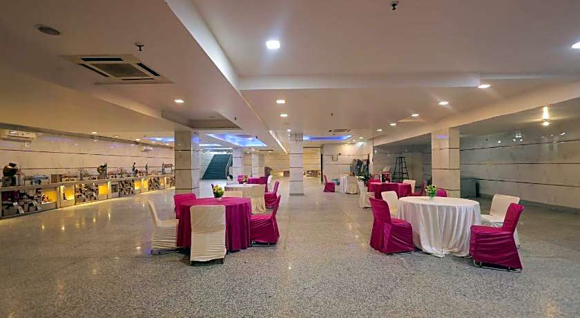 Hotel Krishnam Vrindavan – Near Banke Bihari Temple