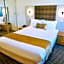 Golden Pebble Hotel