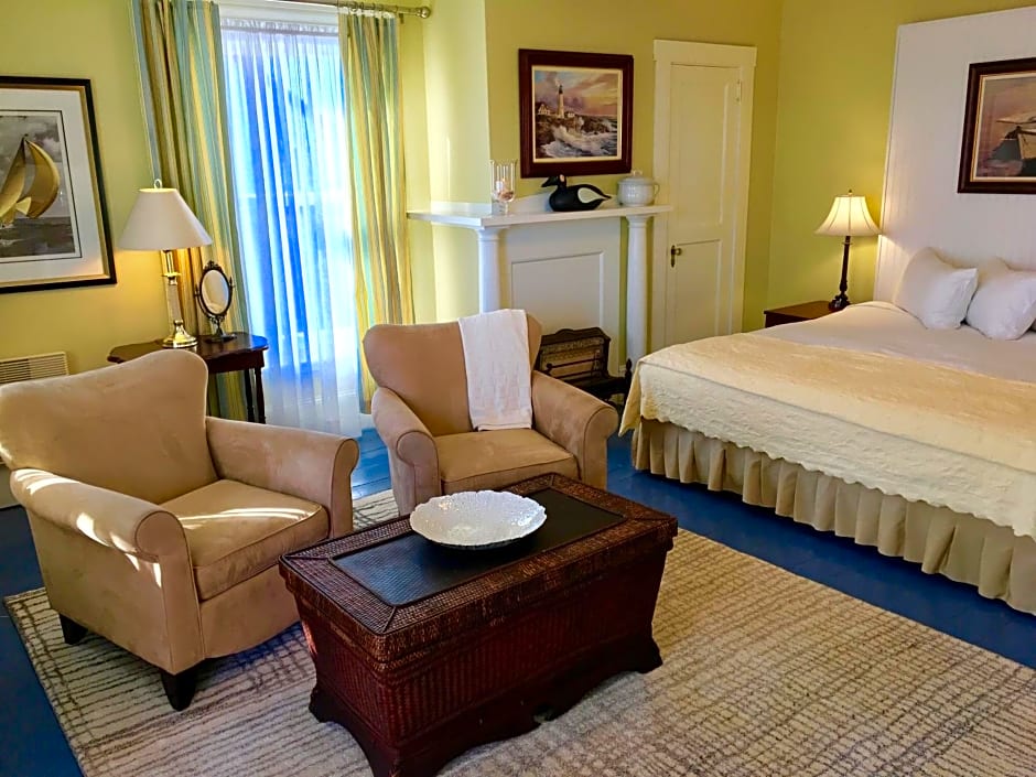 Treadwell Inn