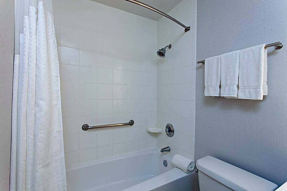 Holiday Inn Los Angeles - LAX Airport By IHG