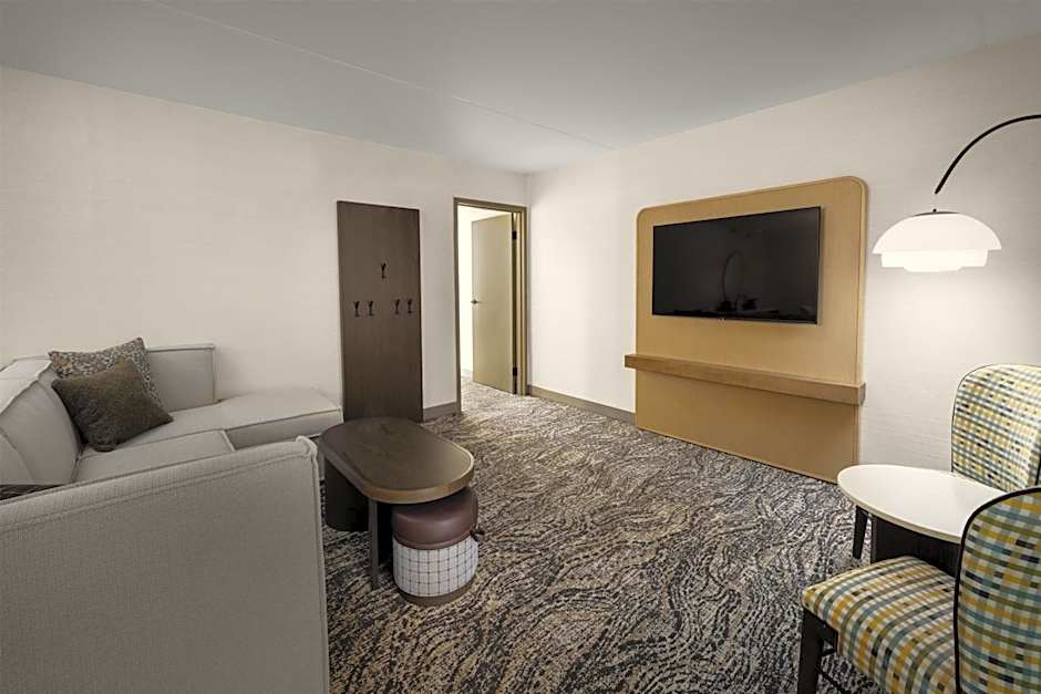Embassy Suites by Hilton Cincinnati Northeast Blue Ash