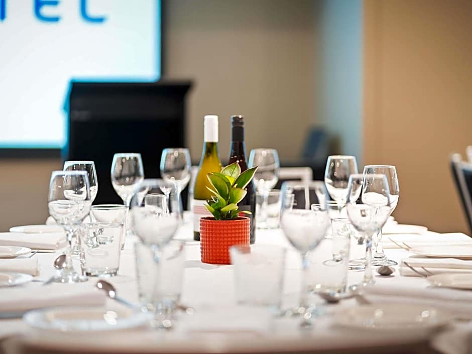 Novotel Canberra