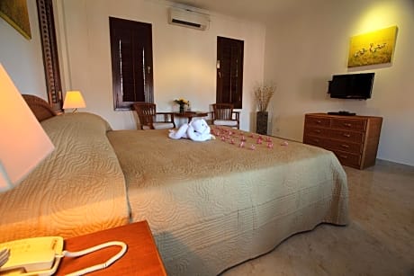 King Room with Balcony