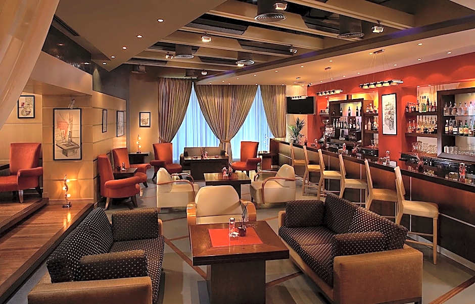 Knight Castle Hotel - Formerly known as Carlton Palace Hotel