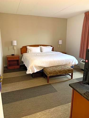 Comfort Inn & Suites Mt. Holly - Westampton