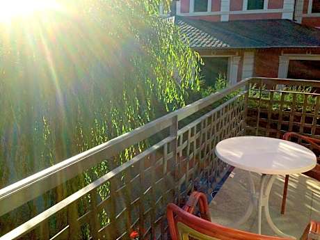 Suite with Fireplace and Spa Access