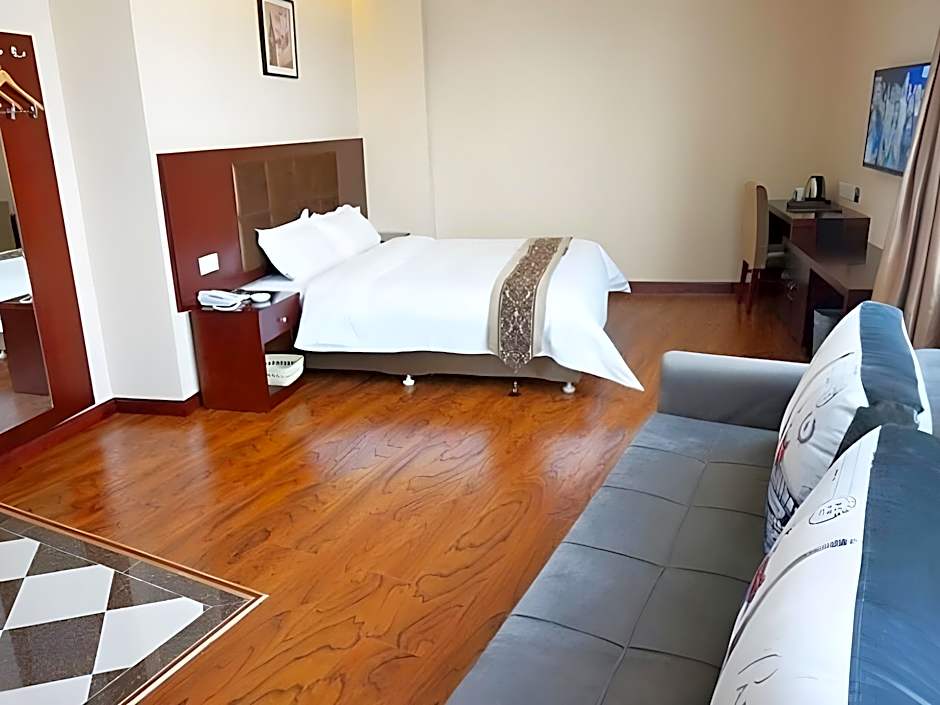 GreenTree Inn Liaoyuan Zhongkang Street Longjihuadian Business Hotel