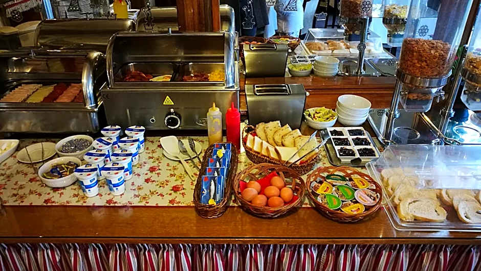 Garni Hotel Lav