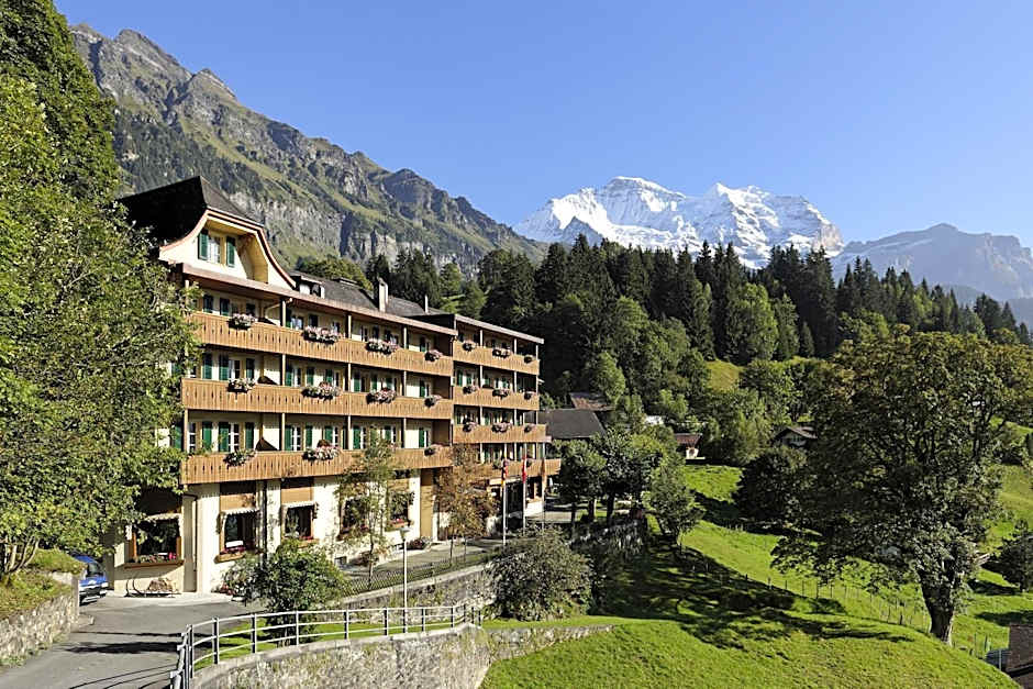 Hotel Alpenrose Wengen - a family affair since 1881