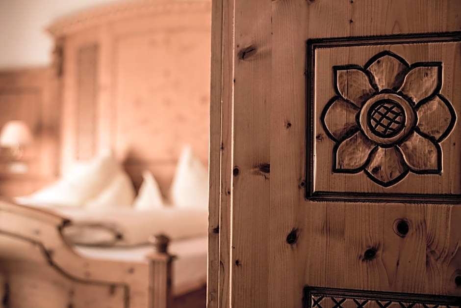 Hotel Enzian Genziana