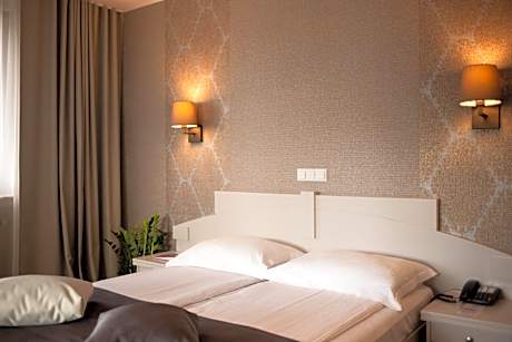 Superior Double Room with Balcony